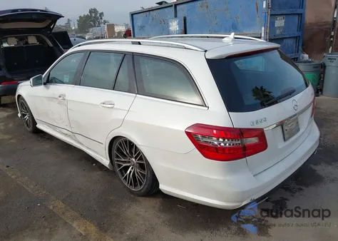 2013 Mercedes-Benz E 350 4Matic z USA, uszkodzony, nr VIN WDDHH8JB8DA705712